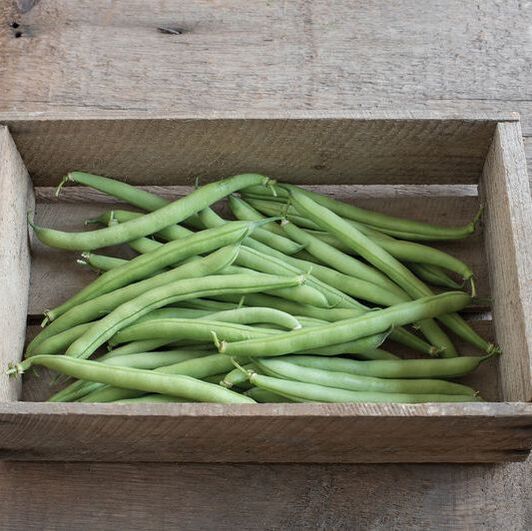 Picture of green beans in a crate